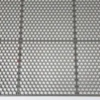Protišmyková bazénová rohož 90 cm x 20 m SIVÁ do mokrých priestorov (5)