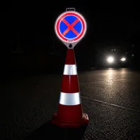 Plastová dopravná značka DZ - ZÁKAZ ZASTAVENIA (4)