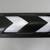 Ochranný roh reflexný 90 cm - 10 ks (3)