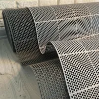 Protišmyková bazénová rohož 90 cm x 20 m SIVÁ do mokrých priestorov (3)